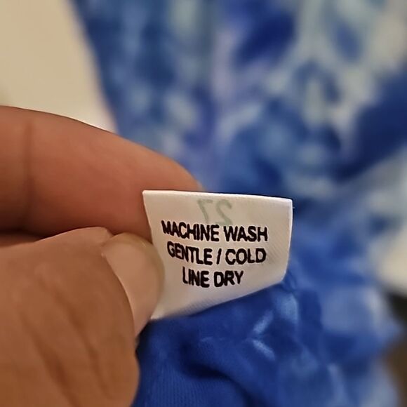 Pineapples Designed in Hawaii Tie Dye Maxi Dress Size Small‎ - Picture 9 of 10